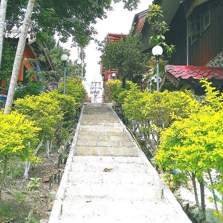 Mitkhoonyoum Hotel Ban Khun Yuam Esterno foto