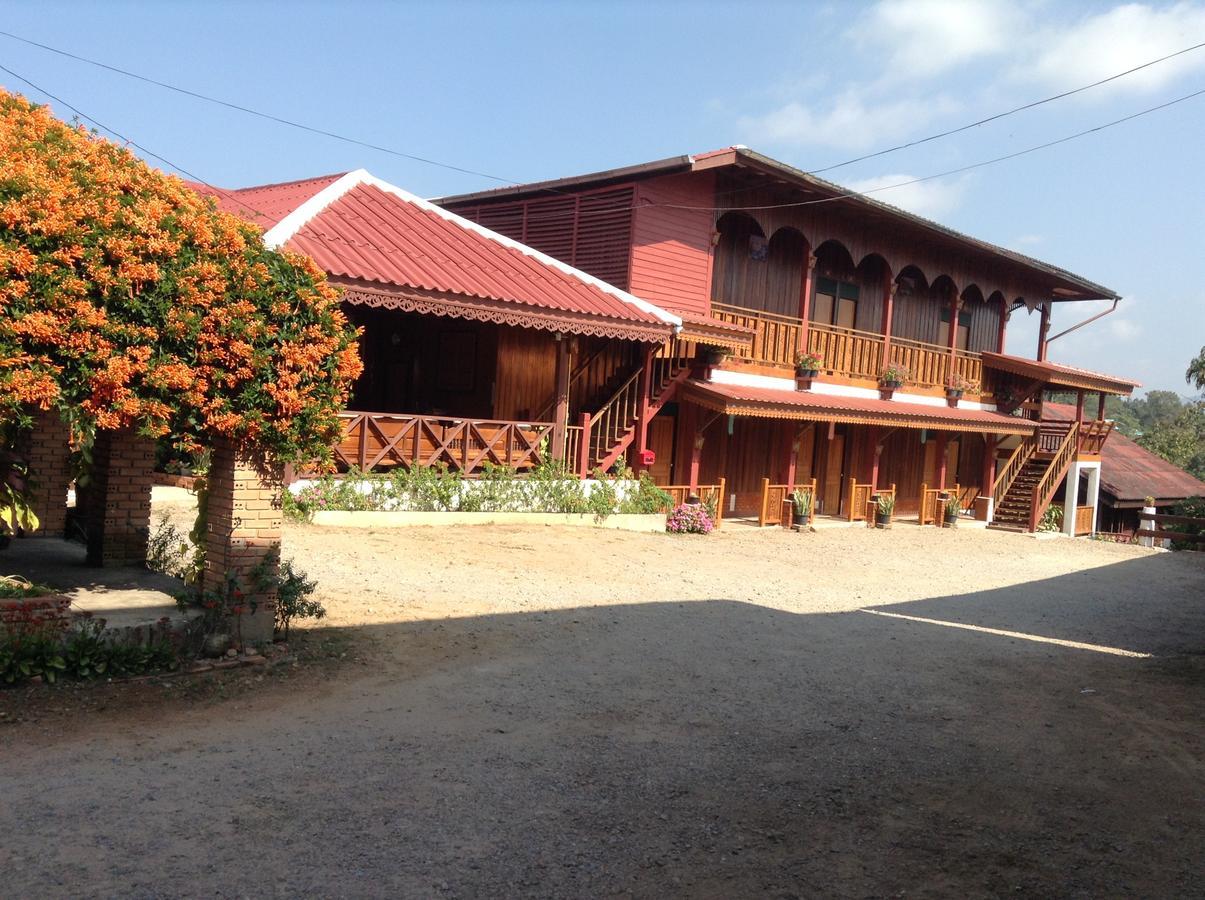 Mitkhoonyoum Hotel Ban Khun Yuam Esterno foto