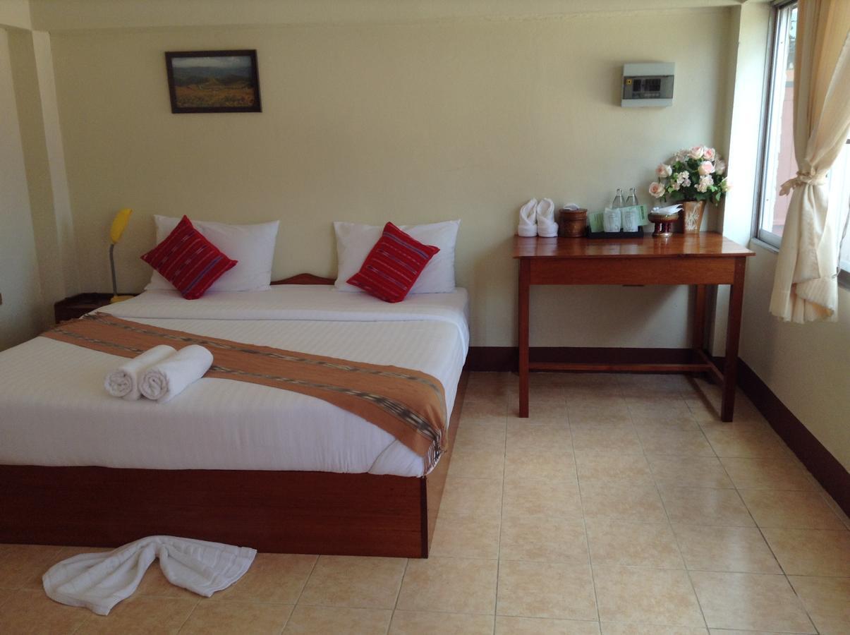 Mitkhoonyoum Hotel Ban Khun Yuam Esterno foto