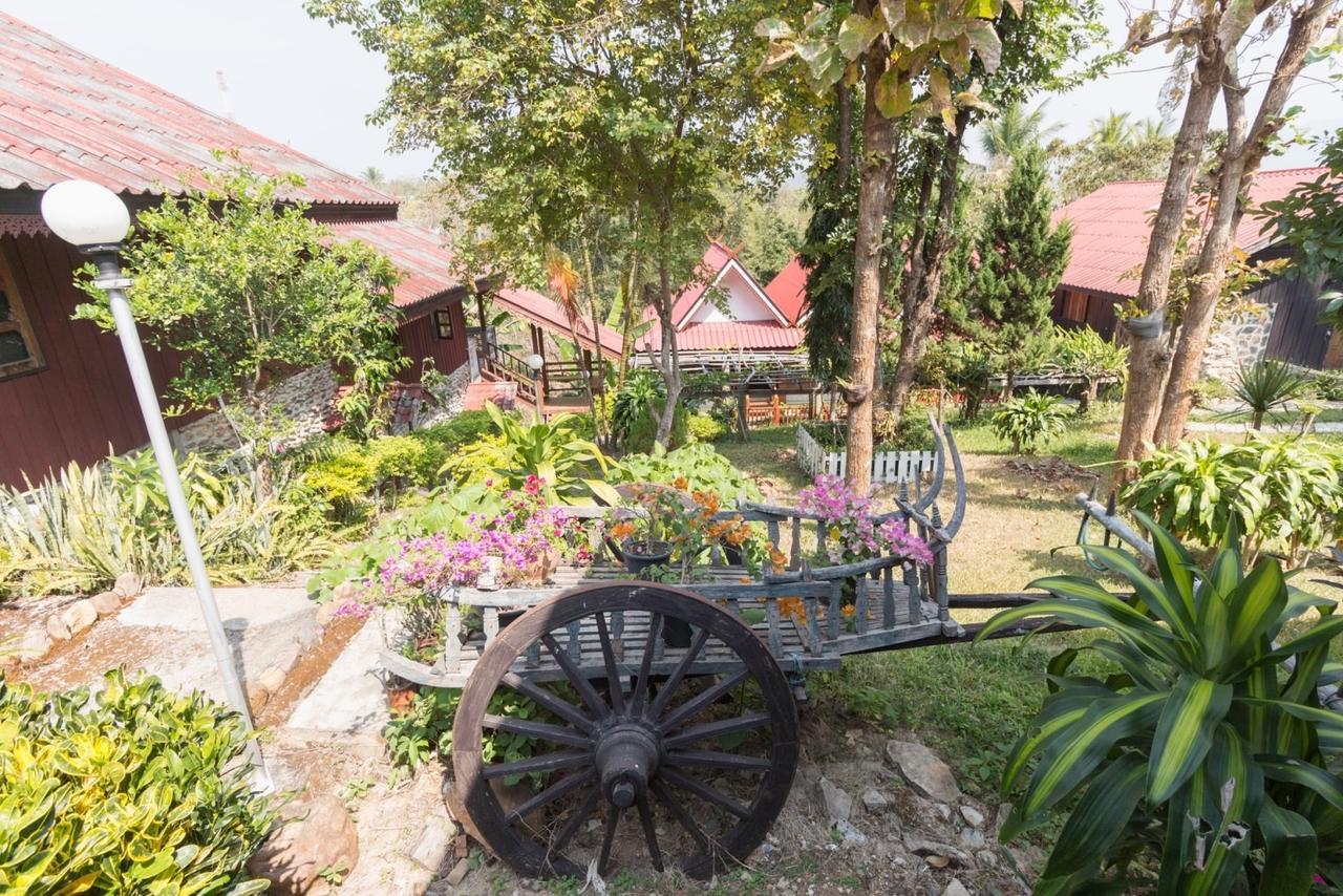 Mitkhoonyoum Hotel Ban Khun Yuam Esterno foto